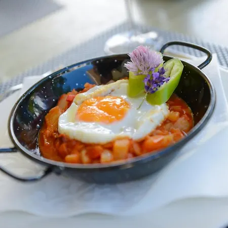 Aura Adults Only Szálloda 4*