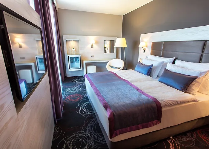 Aura Adults Only 4* Балатонфюред