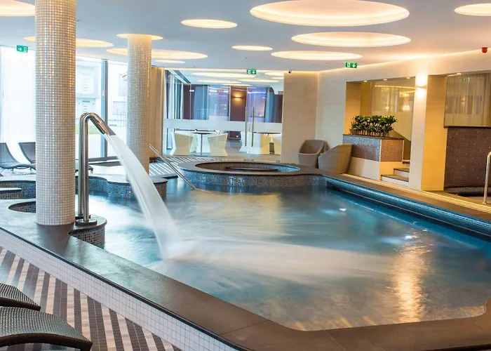 Aura Adults Only 4* Балатонфюред