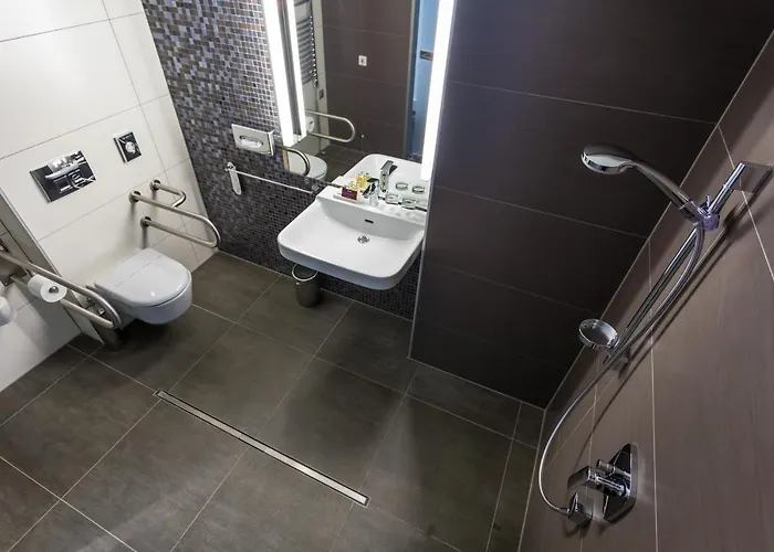 Aura Adults Only 4* Балатонфюред