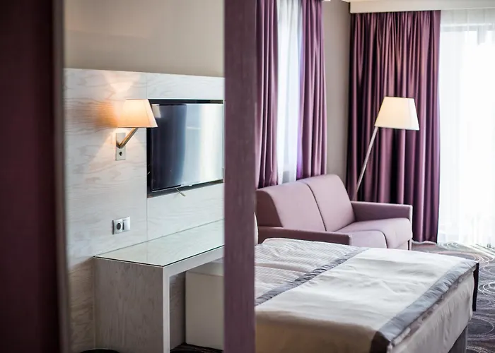 Aura Adults Only 4* Балатонфюред