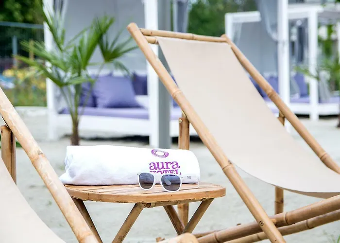 Aura Adults Only 4*